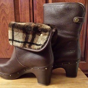 UGG Brown Plaid Cora Lynn Boot Size 9